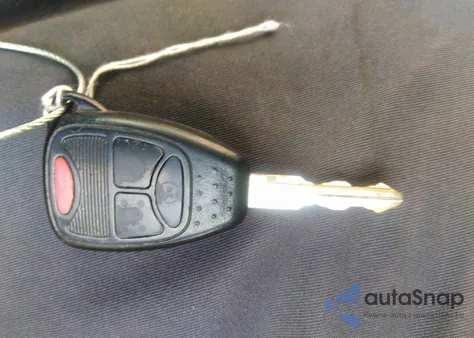 2016 Jeep Compass Latitude из США, поврежденный, VIN 1C4NJCEAXGD710032